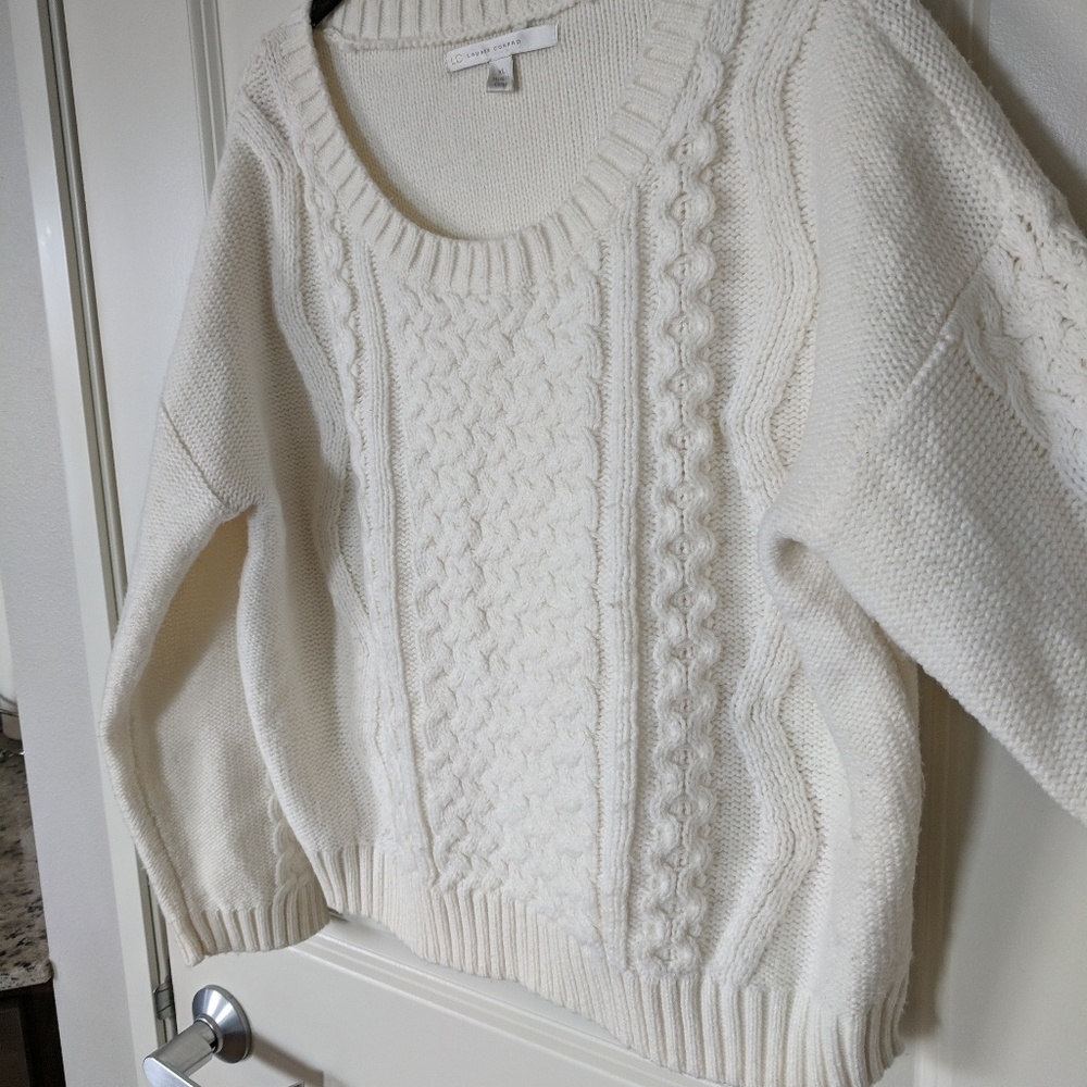 ⭐Soft Cable Chunky Knit Ivory White Sweater - Picture 6 of 8